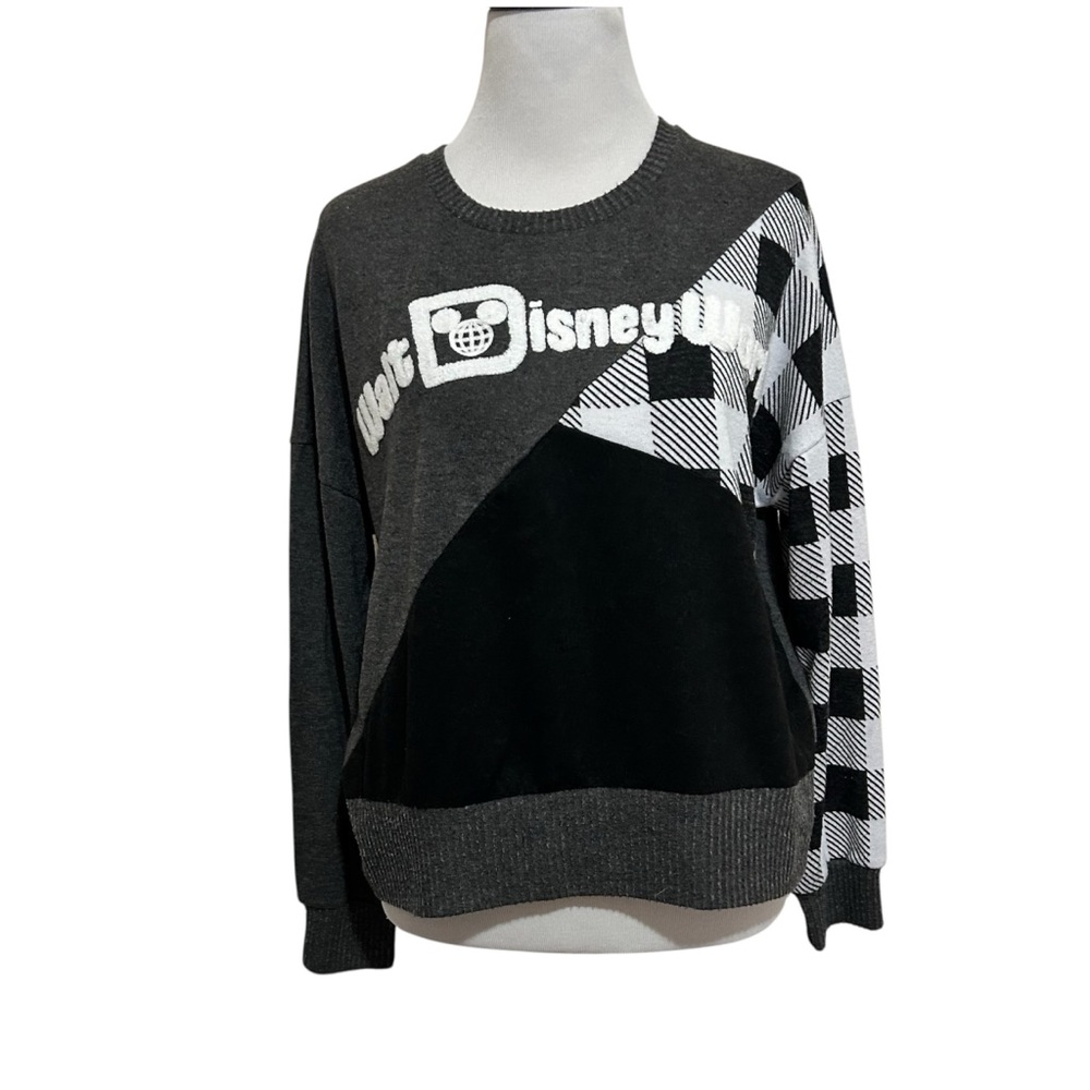 5/$30 🎈 Disney small Walt Disney world colorblock sweater